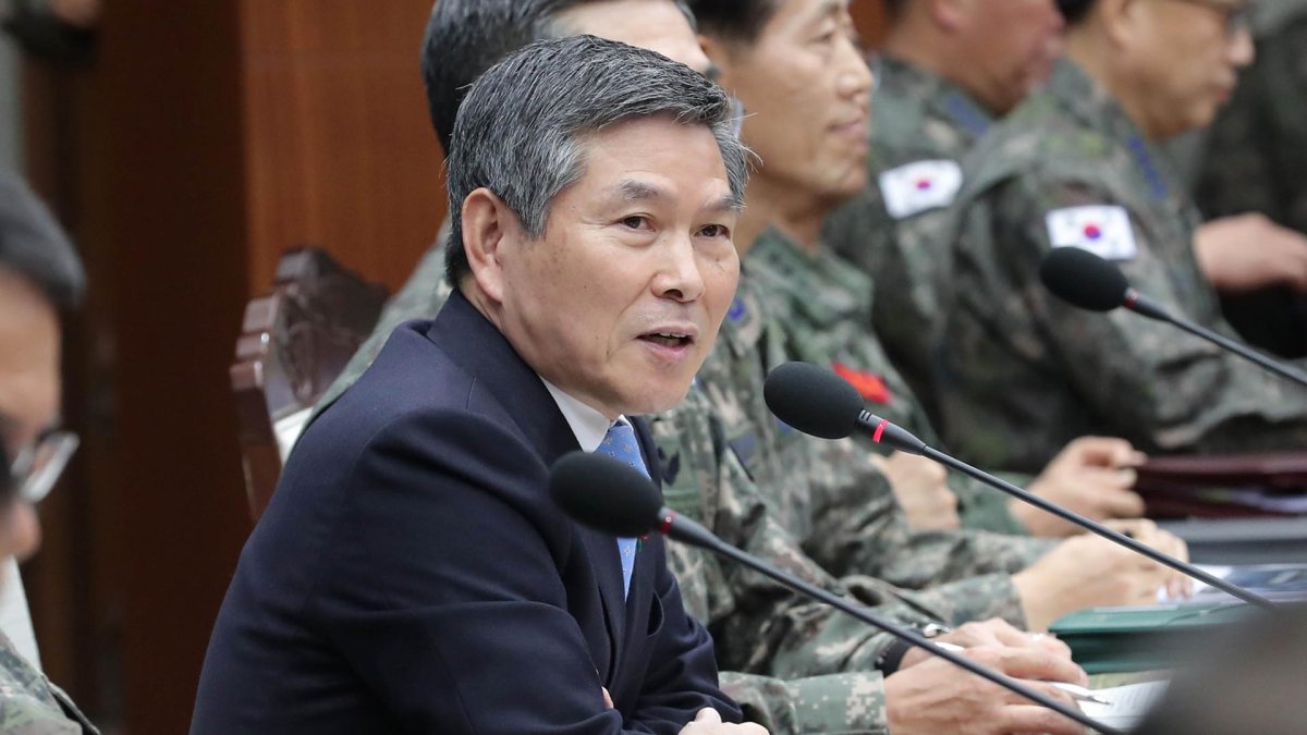 국방장관 "北 새로운 길 주장 등 긴장 고조…예의 주시"