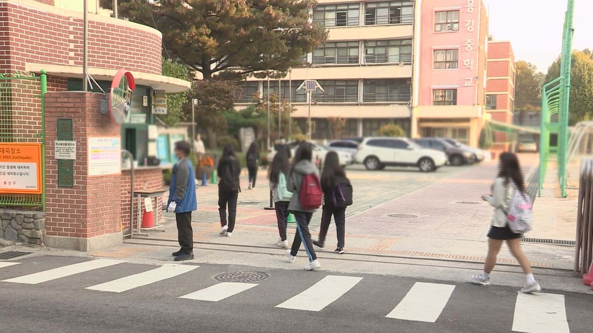 서울 중1 '매일등교' 학부모 72%·교사 53% 찬성