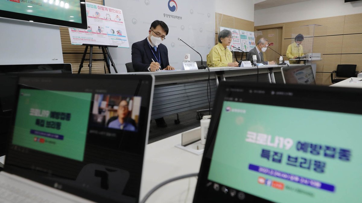 "아스트라 백신, 안전성·유효성 충족…접종 권고"