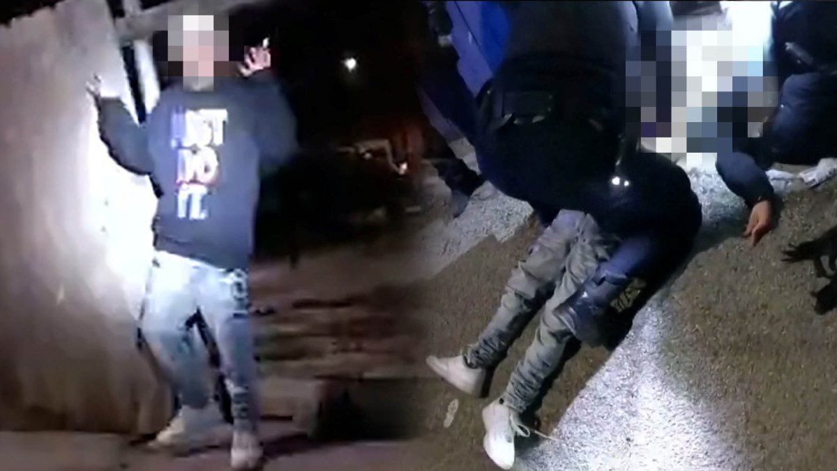 두 손 들었는데…美 경찰 13세 용의자 사살 영상 파문