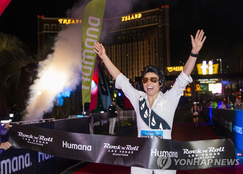 APTOPIX Rock n Roll Marathon Las Vegas