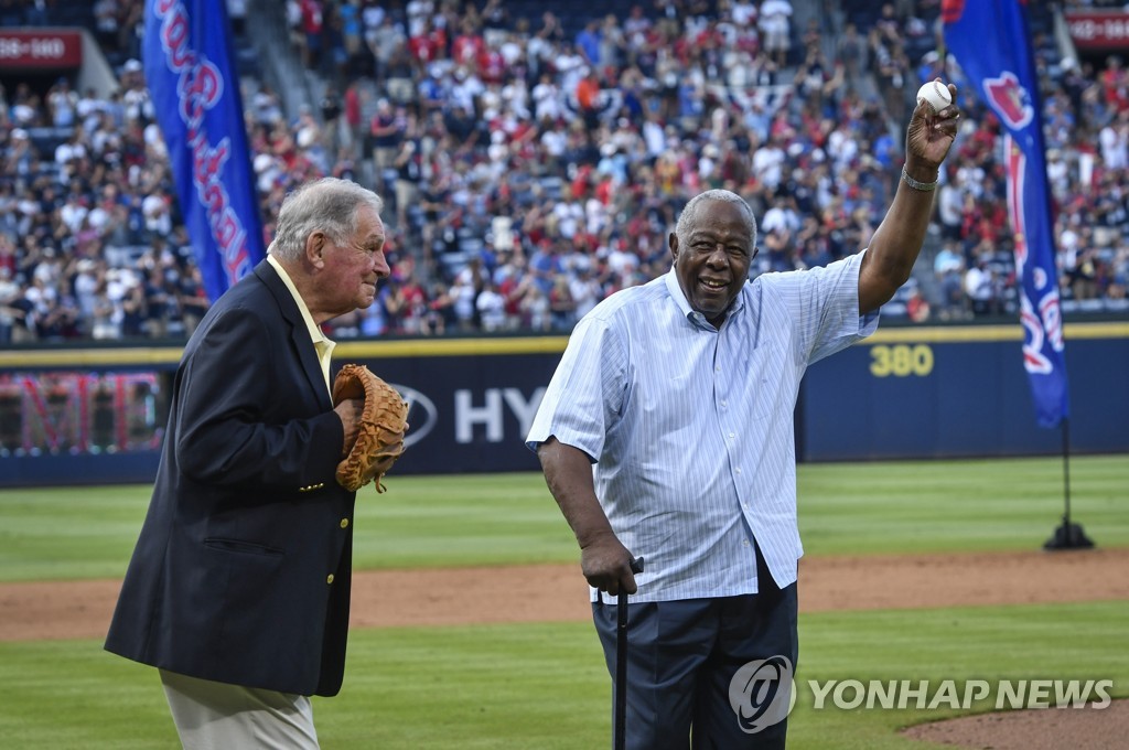 Obit Hank Aaron Photo Gallery