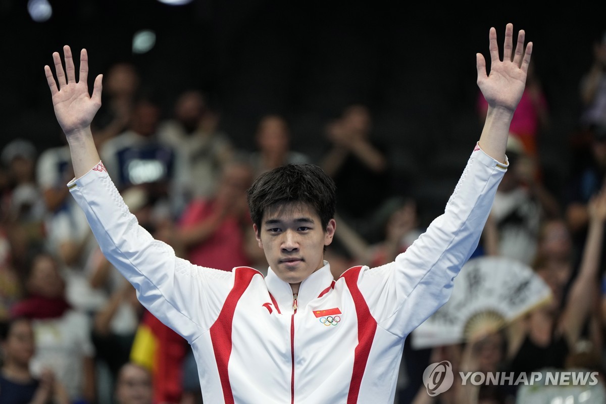 판잔러, 남자 자유형 100ｍ 세계 신기록 세우며 우승