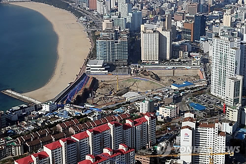 해운대해수욕장 초고층빌딩 엘시티 부지.