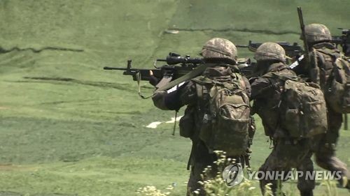 군사훈련