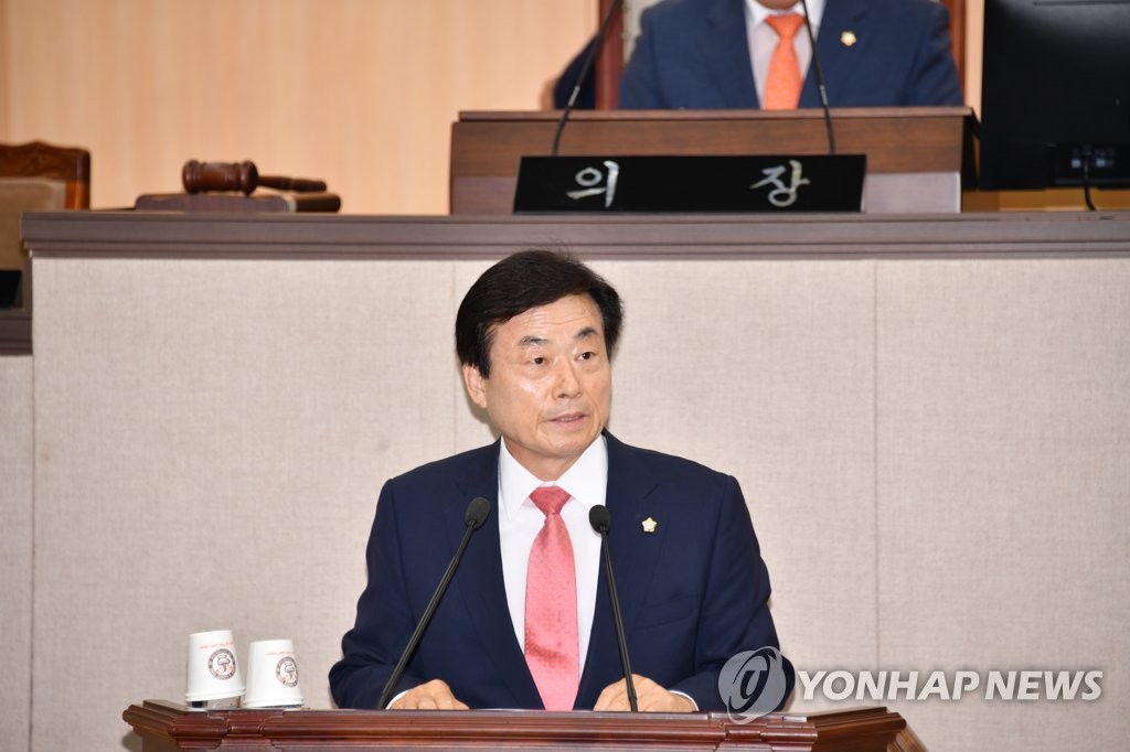 서완석 여수시의회 전반기 의장