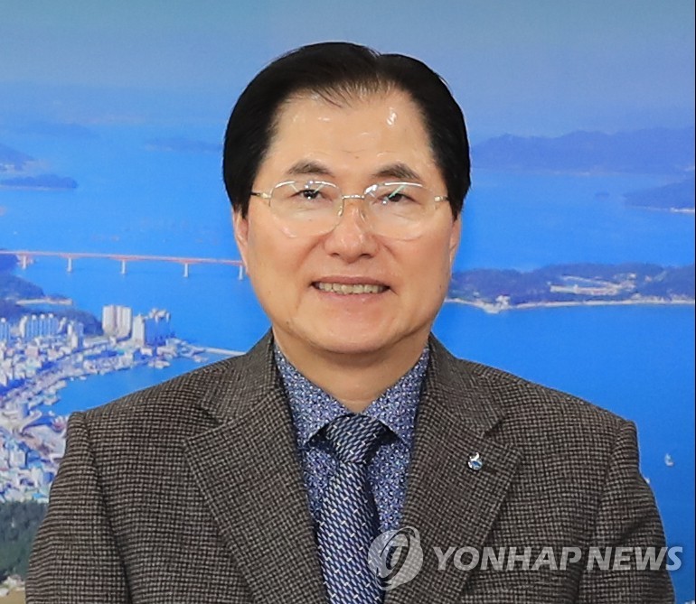 신우철 완도군수