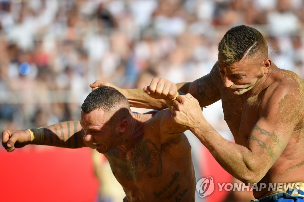 ITALY-FLORENCE-CALCIO-STORICO