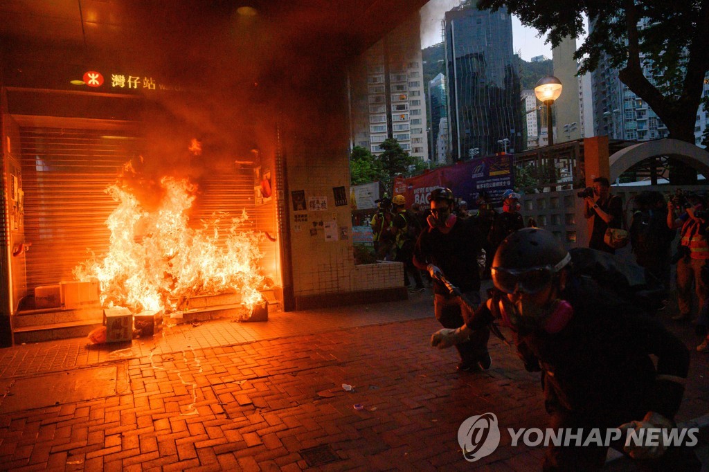 HONG KONG-CHINA-POLITICS-UNREST