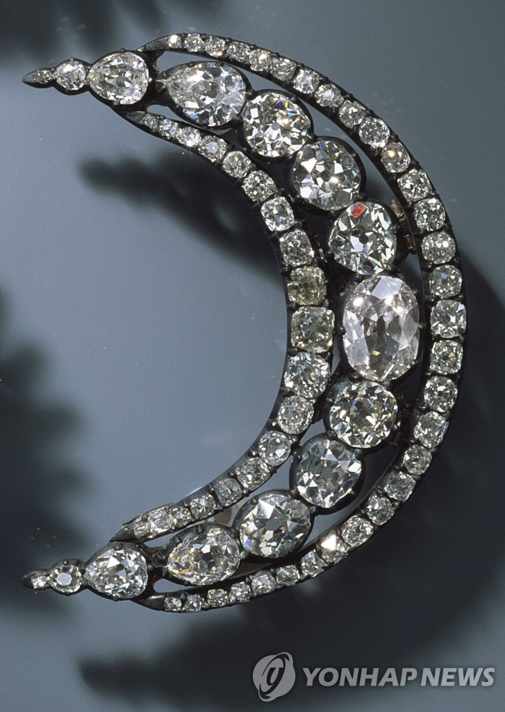 '희대의 절도' 獨박물관 보물에 49캐럿 다이아몬드 포함돼 - 1