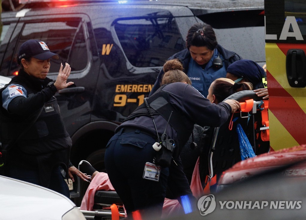 US-SHOOTING-POLICE