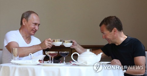 푸틴과 '오른팔' 메드베데프