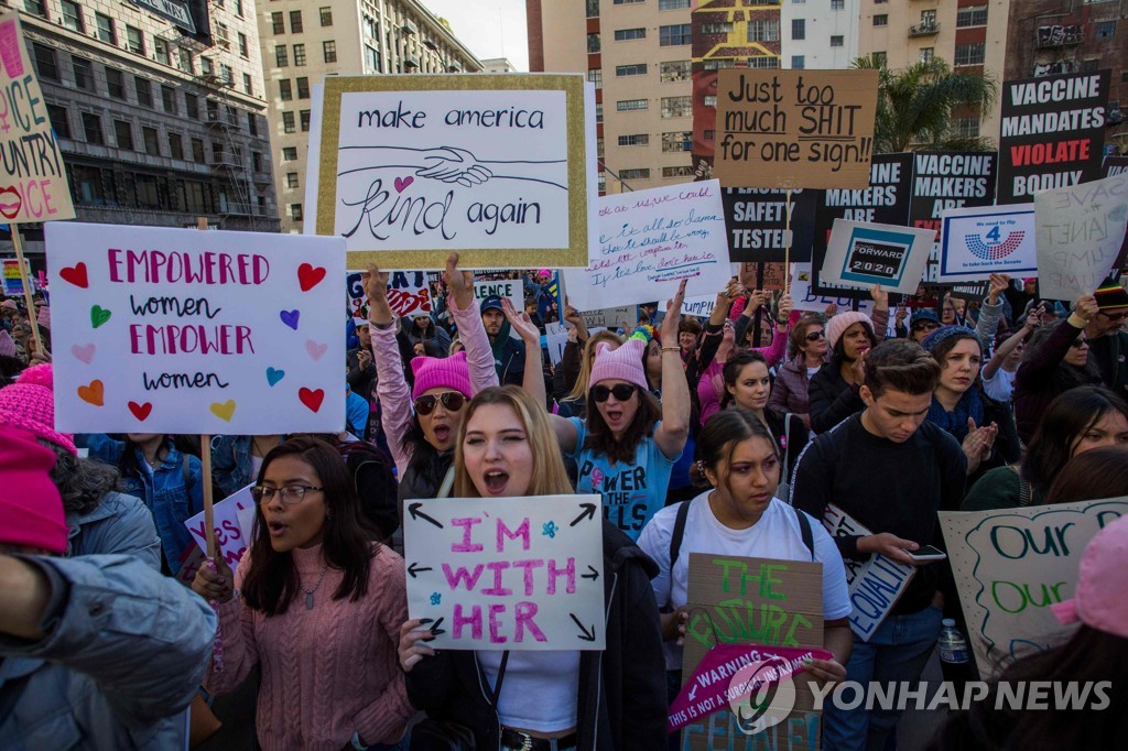 US-politics-gender-rights-demonstration