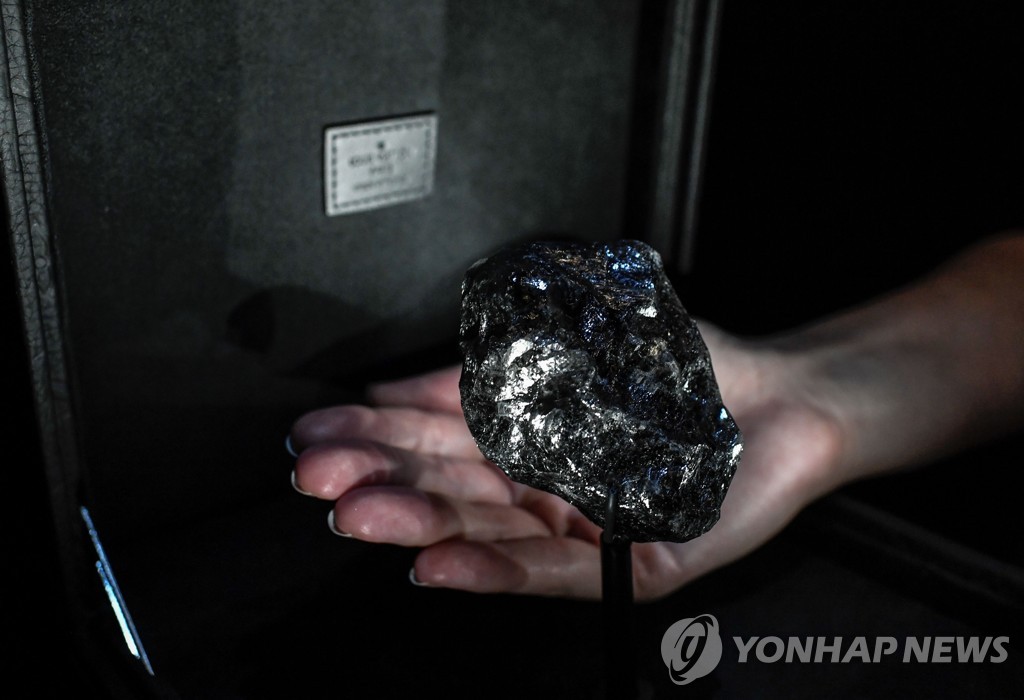 luxury-FRANCE-ECO-LUXURY-JEWELLERY-DIAMOND-MINE-RETAIL