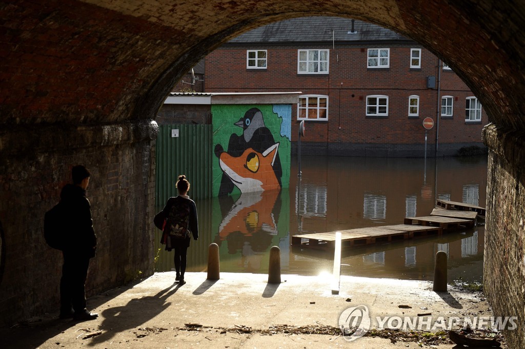 BRITAIN-WEATHER-FLOODING