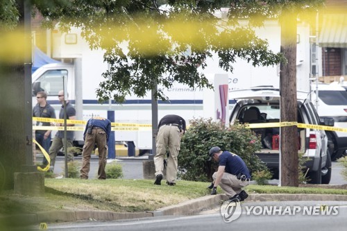 14일 총격사건 발생한 美버지니아 주 알렉산드리아 야구장 주변