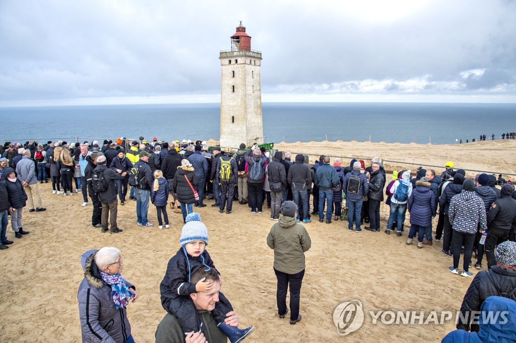 DENMARK LIGHT HOUSE RELOCATION