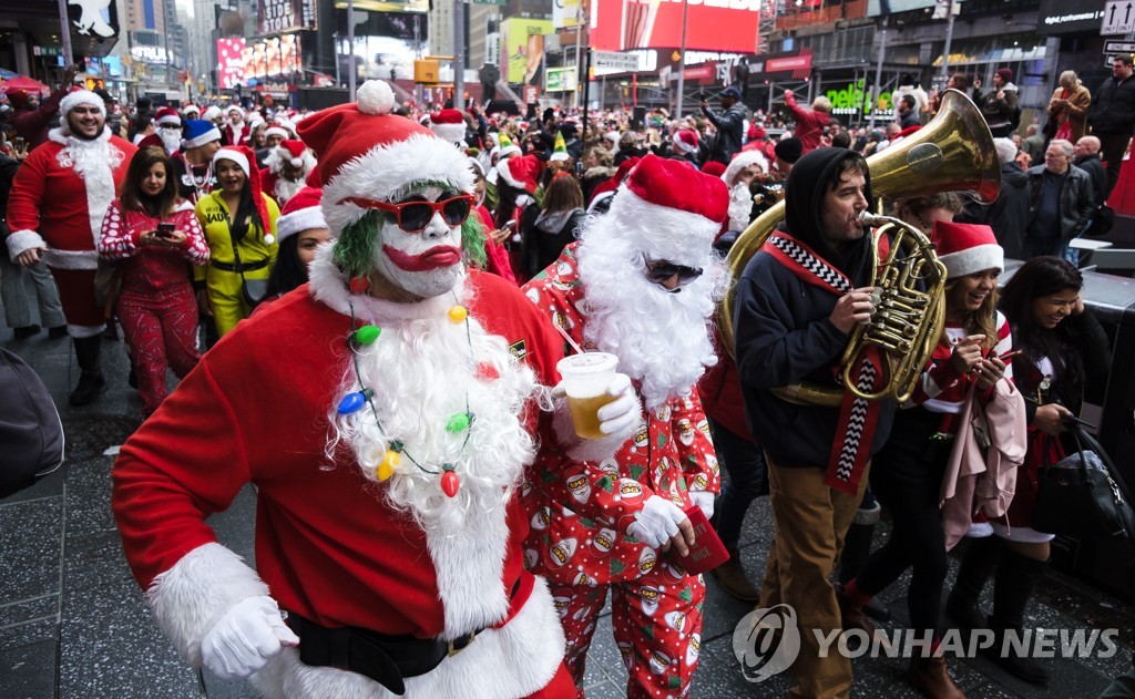 USA NEW YORK SANTACON