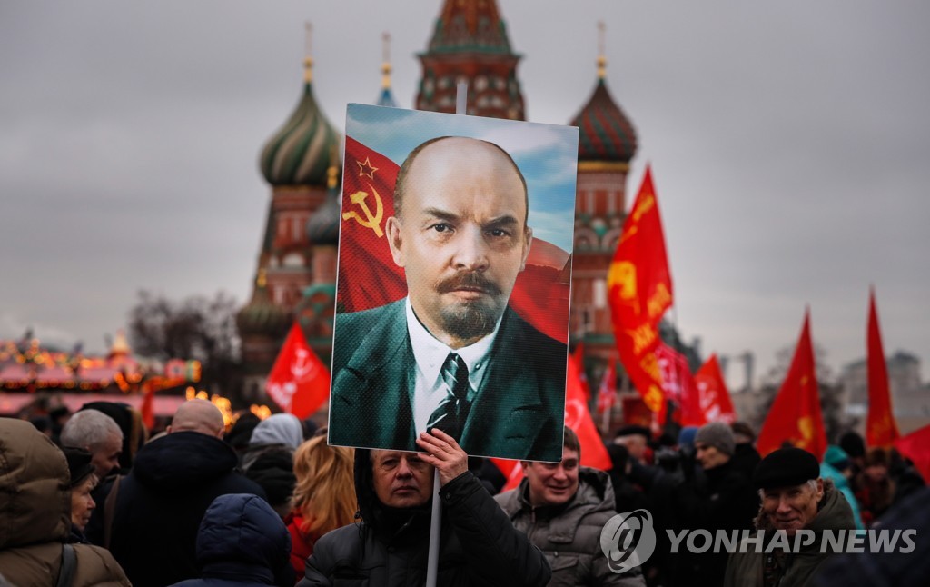 '러시아 덮은 붉은 추모의 물결'…레닌 사망 96주기