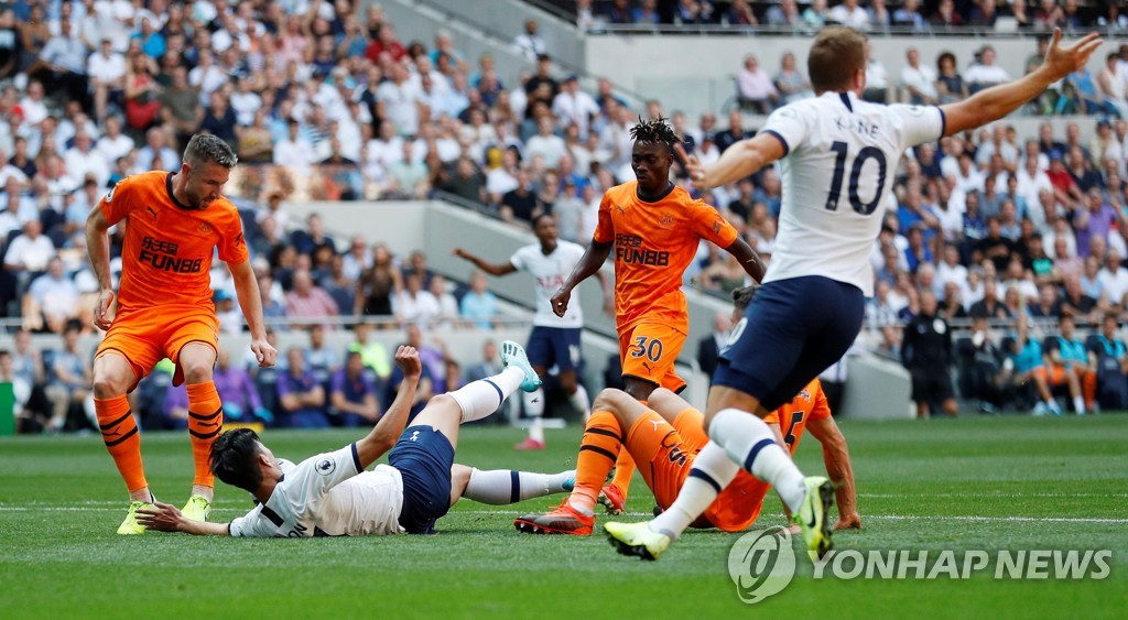 SOCCER-ENGLAND-TOT-NEW/REPORT