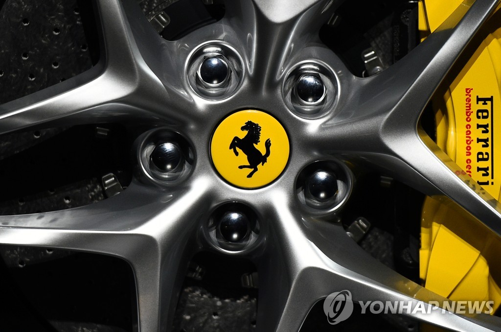 FERRARI-NEW CAR/
