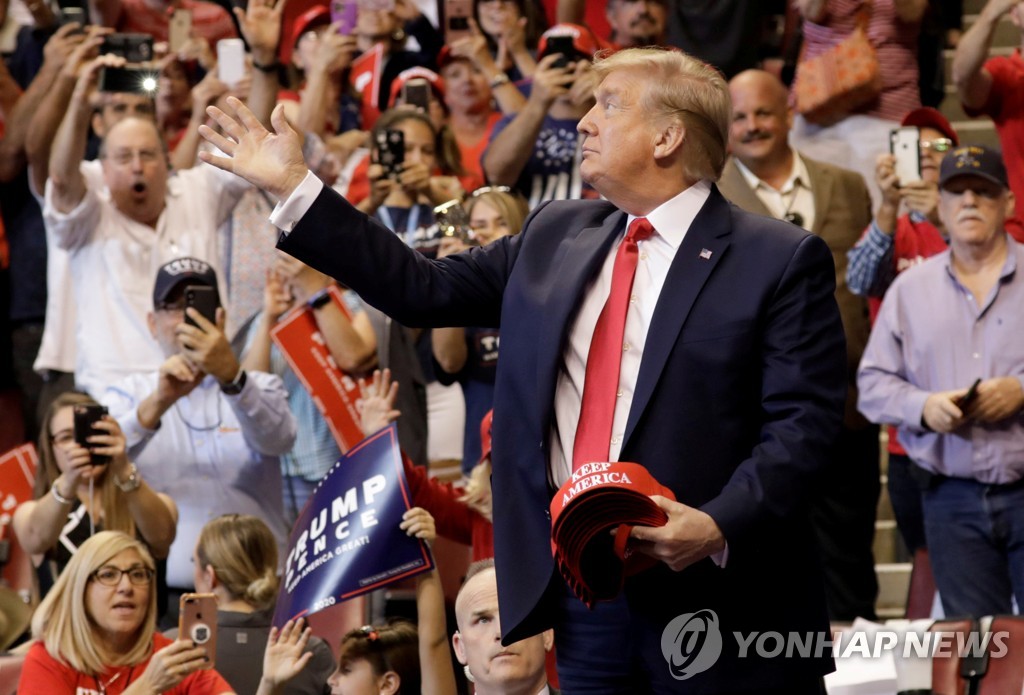 플로리다 찾은 도널드 트럼프 미국 대통령