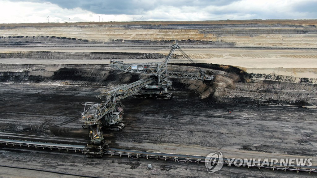 GERMANY-COAL/EXCAVATOR