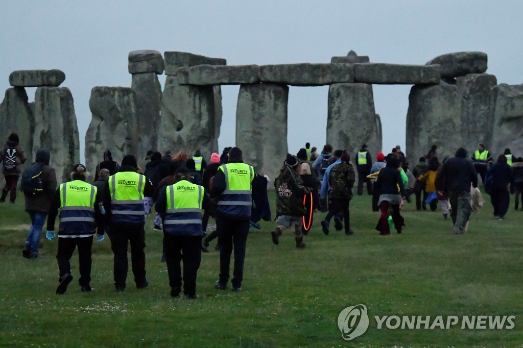 BRITAIN-SOLSTICE/