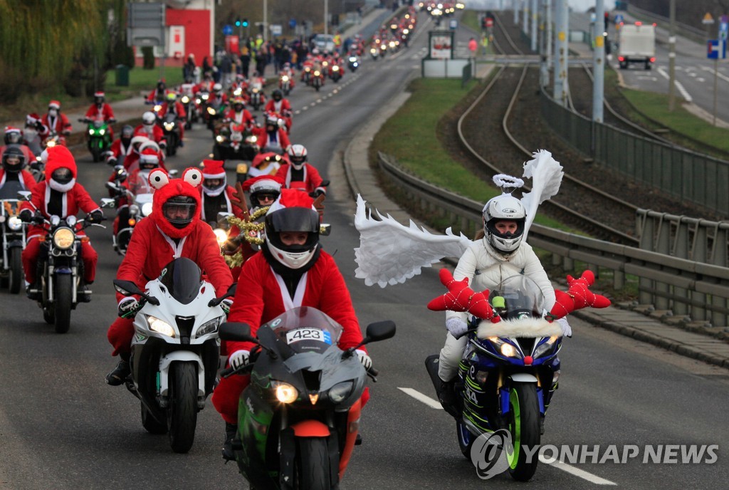 POLAND-SANTA/