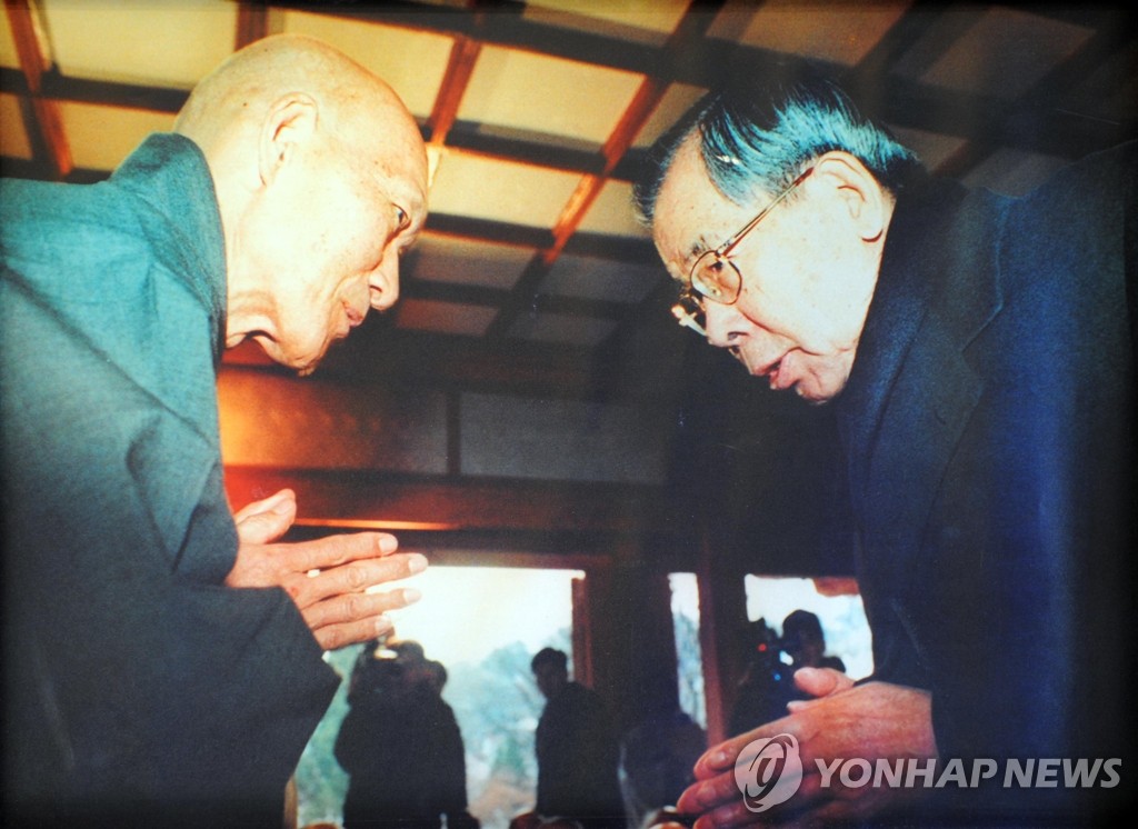 법정스님 입적--법정스님과 김수환추기경