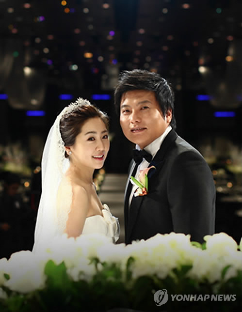 김태균, 방송인 김석류씨와 화촉