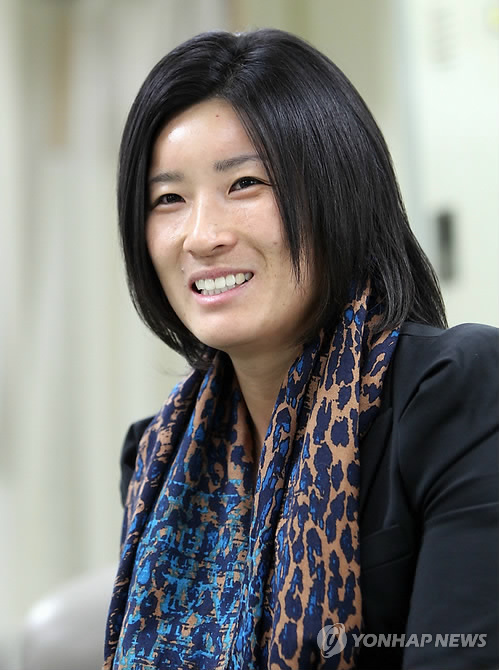 수줍게 웃는 박세리