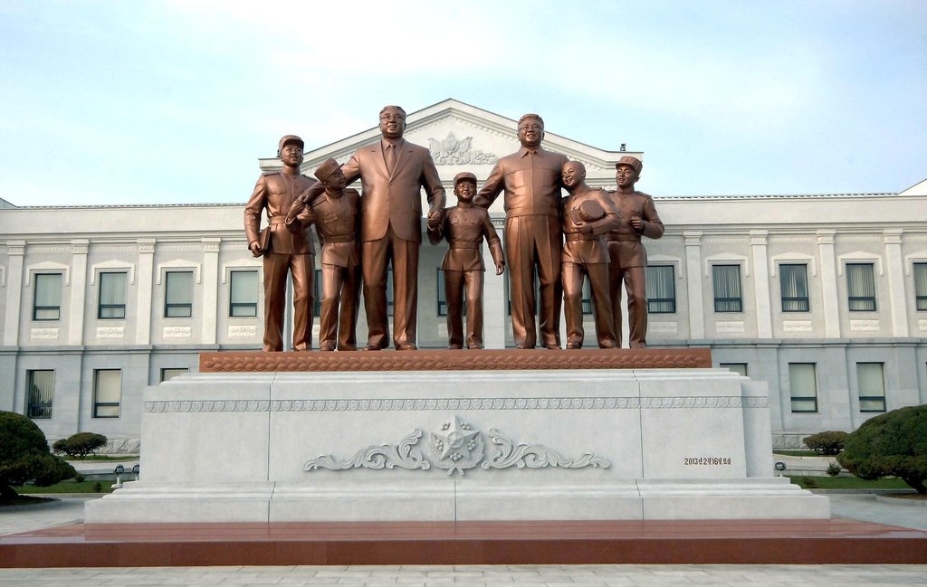 '배움의 천리길' 답사행군대 만경대 도착