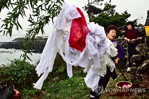 미국인 다큐멘터리 작가가 촬영한 제주 무속