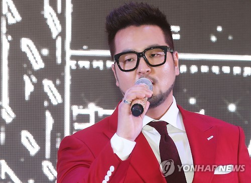 가수 김태우