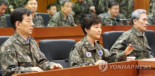'일촉즉발 군사대치' 남북, 국제사회 상대 외교전도 '불꽃' - 1
