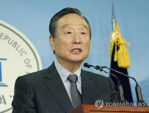 권노갑 상임고문 탈당 기자회견