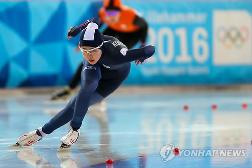 레이스 펼치는 김민선.(AP=연합뉴스 자료사진)