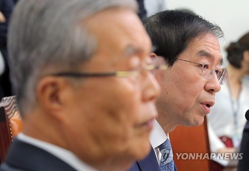 김종인 "책임지고 재발 막아야" 지적에 박원순 90도 사과 - 2