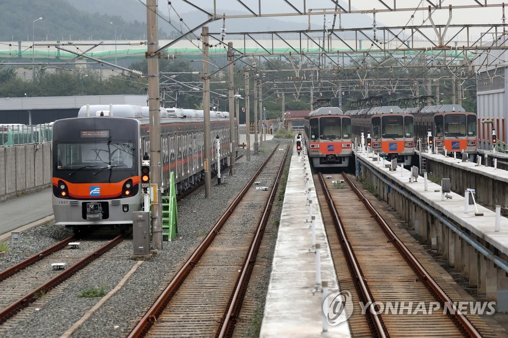 부산도시철도 노조, 파업 중단…10월 1일부터 정상운행(종합2보) - 1