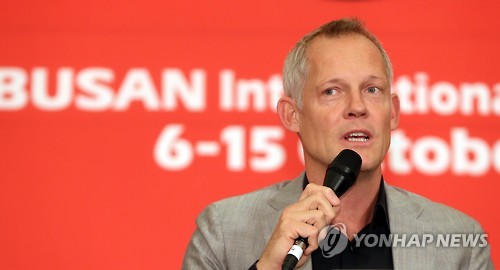 부산 찾은 베로 바이어 로테르담영화제 위원장