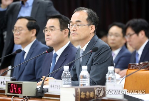 눈감은 부산고검장