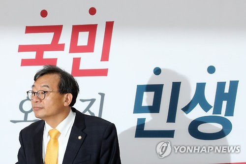 이정현, '대통령에게 최순실 적극 수사 건의'