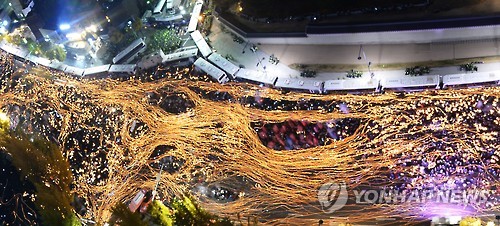 청와대로 향하는 촛불