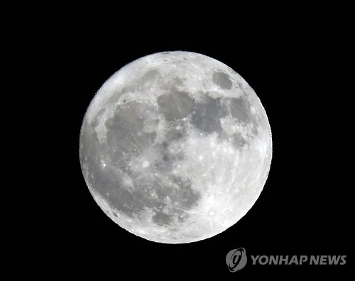 달의 고장 강릉에 뜬 슈퍼문