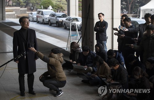 발언하는 차은택 변호인, 김종민 변호사