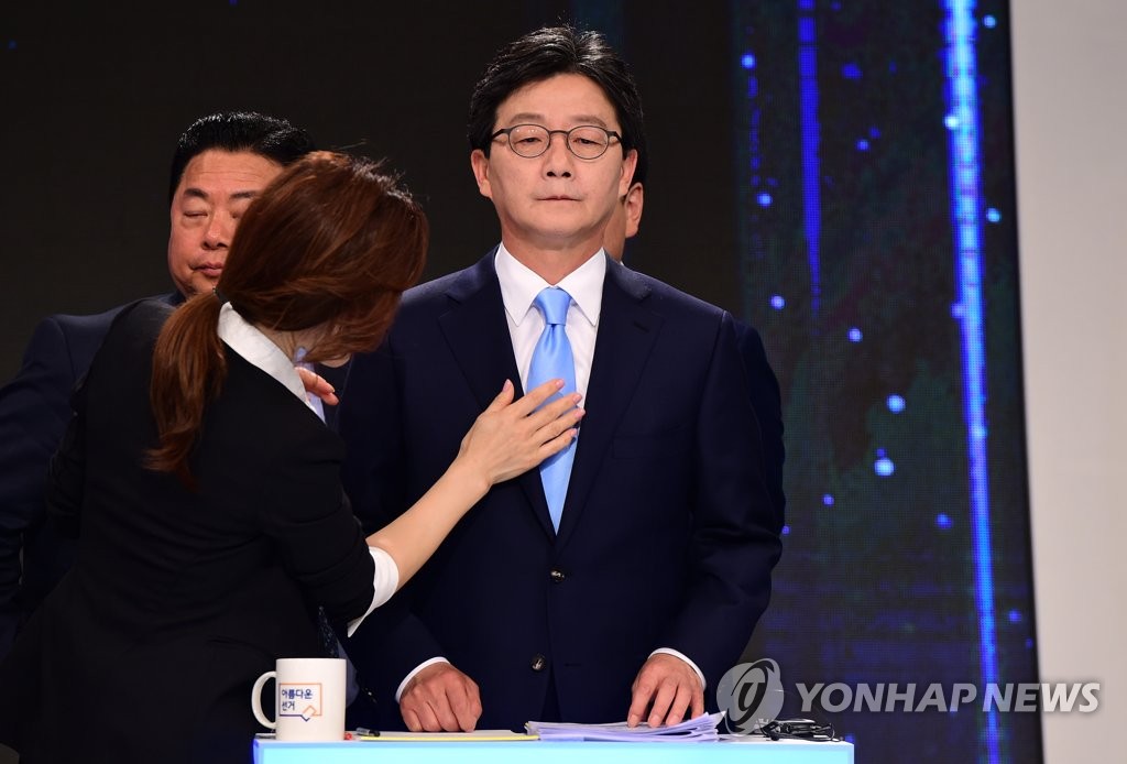 마지막 TV토론 준비하는 유승민