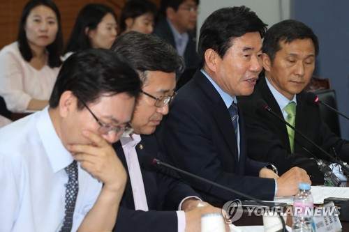 김진표, 저출산 합동 업무보고서 발언
