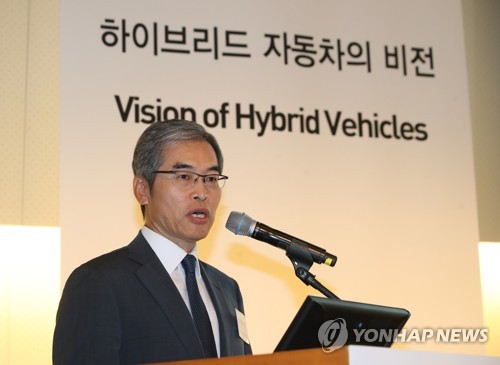 인사말 하는 정재희 한국수입차협회장