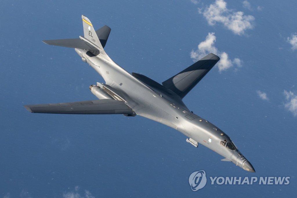 죽음의 백조로 불리는 美 B-1B 폭격기